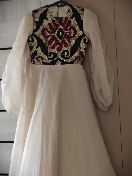 Вечерний платя кизларимиз ва ёш келинлар учун