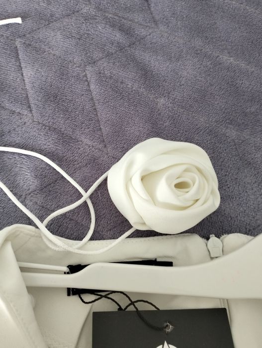 Продам новое платье