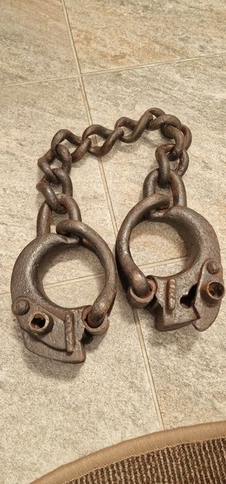 Cătușe lanțuri de picioare