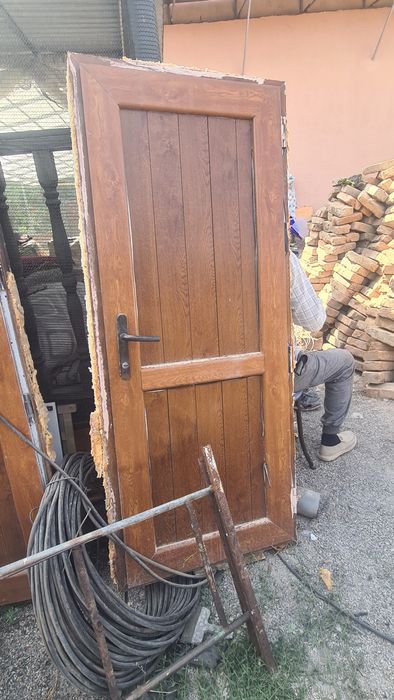 Продам двери, золотой дуб