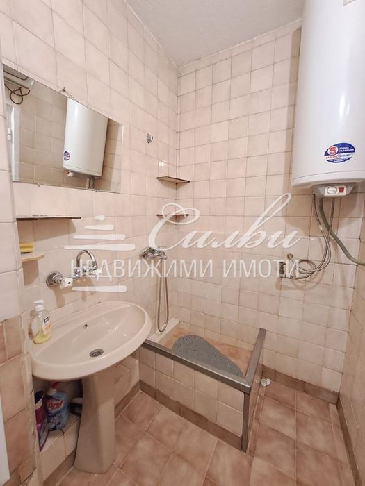 Продава се Двустаен апартамент в Шумен, Боян Българанов 1 - 60 кв.м за 1224 €/кв.м - Снимка #11