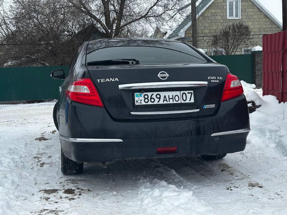 Nissan teana j32