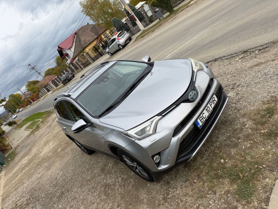 TOYOTA RAV4 2018 — imagine 2
