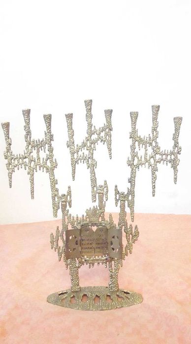 Sfesnic hanukkah din bronz