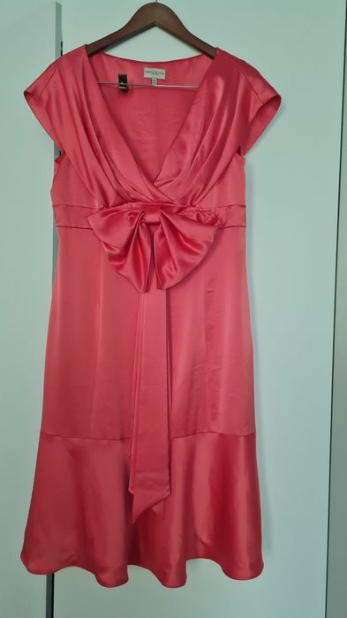 Продам дорогие платья,не дорого.