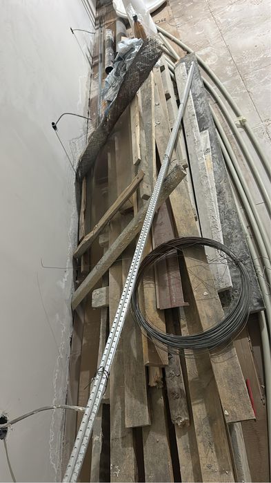 Проадается маяк