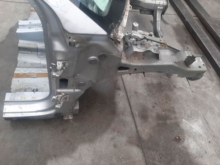 lonjeron dreapta  2.0 crd dodge journey 2007