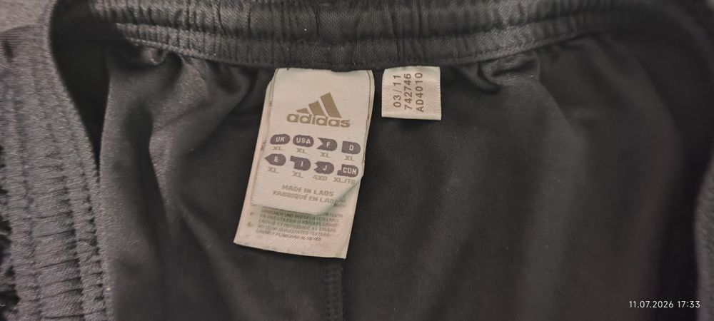 Adidas оригинальные шорты