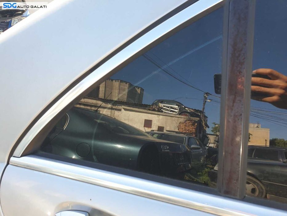 Perie Bandou pentru Geam Sticla de pe Usa Portiera Dreapta Spate Mercedes Clasa S Class W221 S320 2005 - 2013 [C0310]