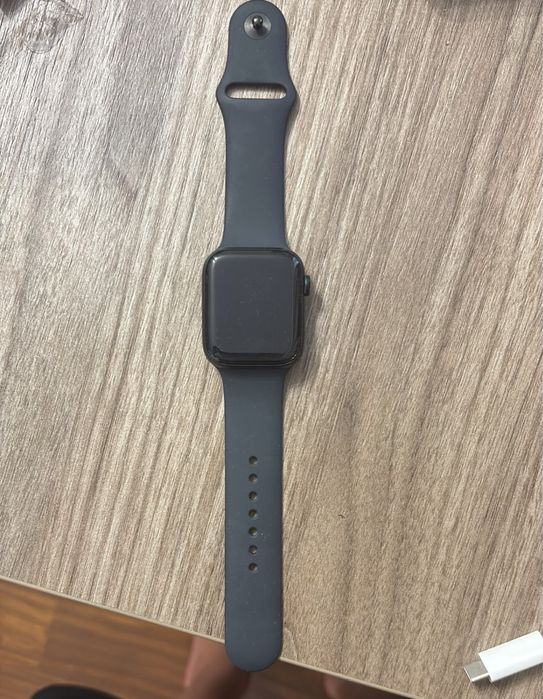 Айфон 16 plus / Apple watch Se 3