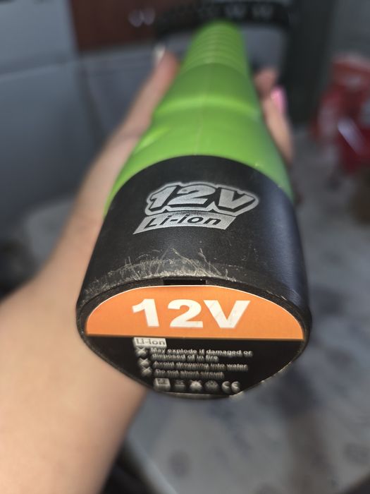 Motocoasă electrică