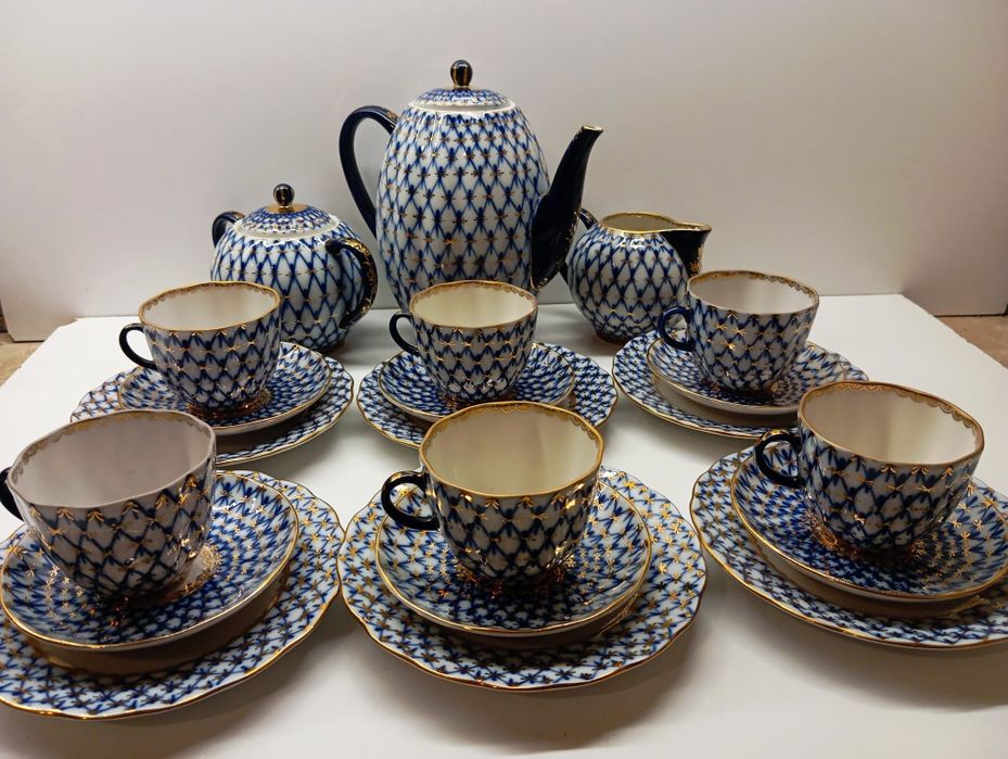 Руски порцелан. Сервиз.