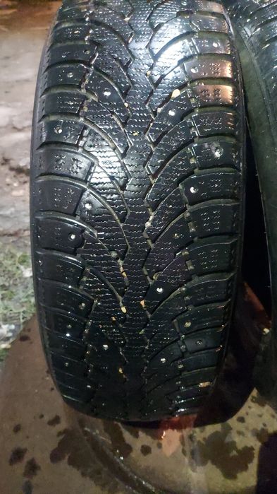 Шины б/у в хорошем состоянии