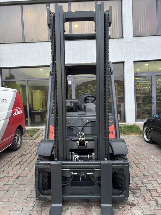 Stivuitor - Motostivuitor Linde H40D Anul fabricatiei 2012 Diesel