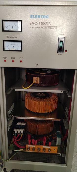 Продам стабилизатор напряжения