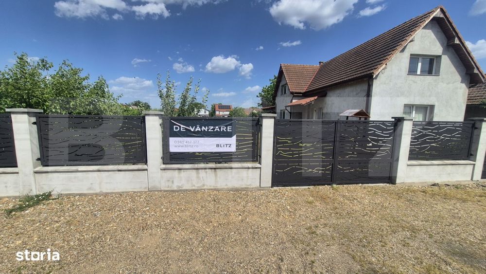 Casa cu 3 dormitoare de vanzare, 150 mp, teren 1345 mp, zona Lazuri