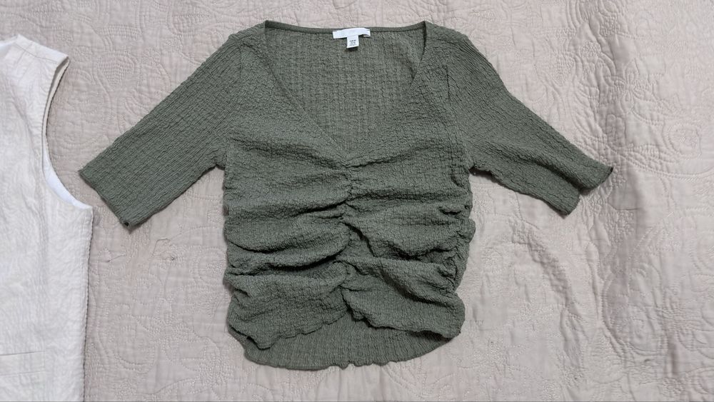 Две летни блузки за общо 5 €