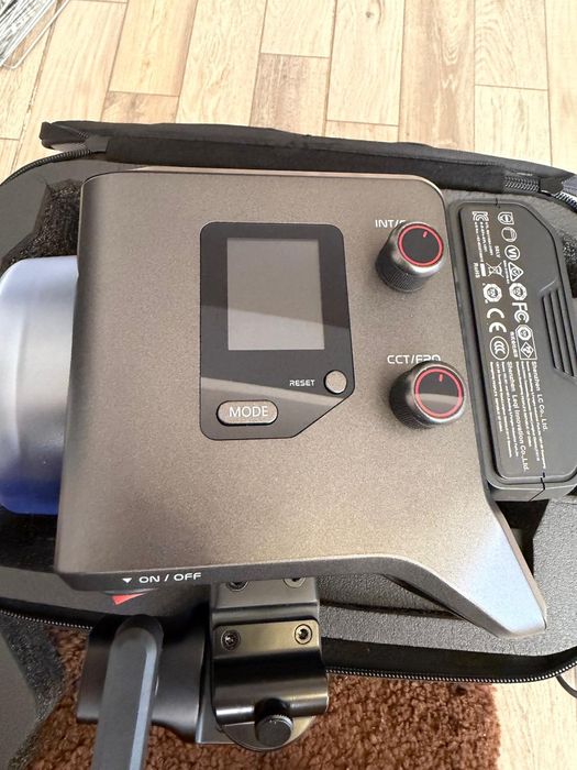 Lampa Video Profesională SmallRig RC 220B Pro 220W Bi-Color - Nouă
