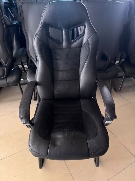 Игровые кресла ..