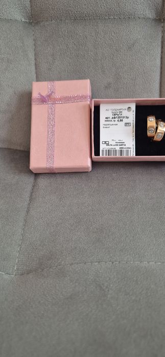 Серьги золотые продам