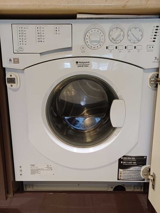 Пералня за вграждане Hotpoint Ariston AWM 1081 EU