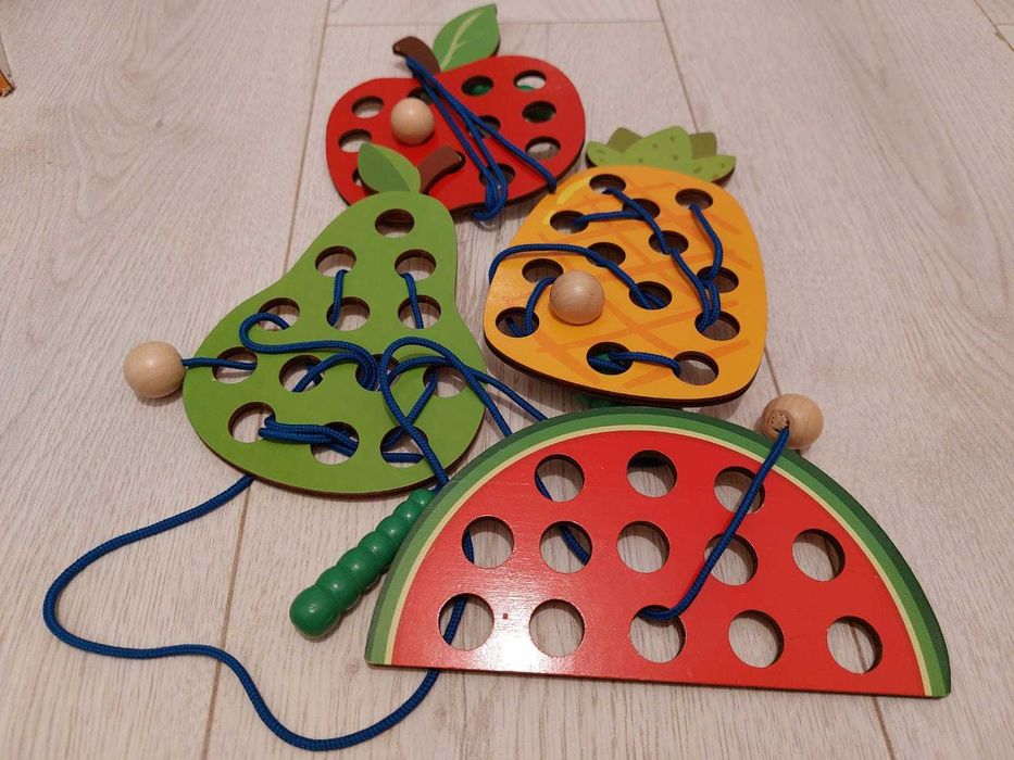 Детские развивающие игрушки