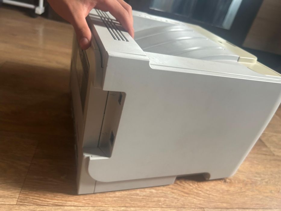 Принтер HP в хорошем состоянии
