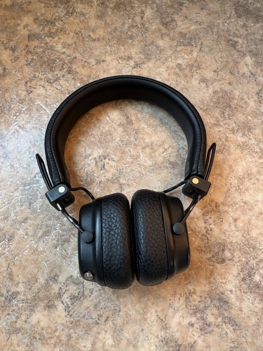 Наушники Marshall (Маршал)