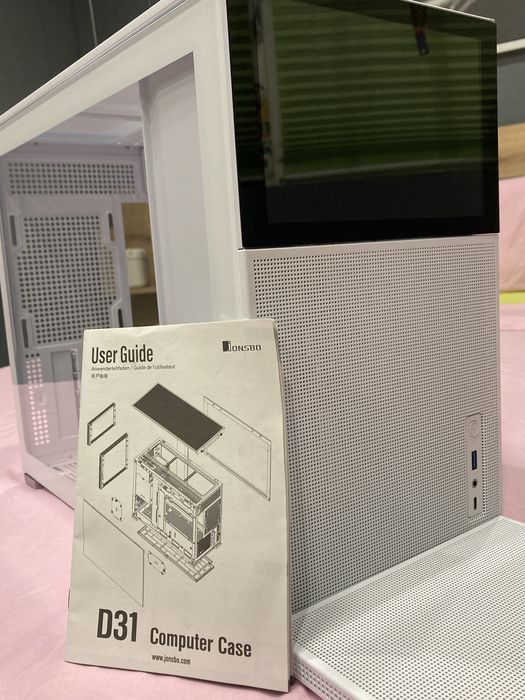 Jonsbo D31 mesh display