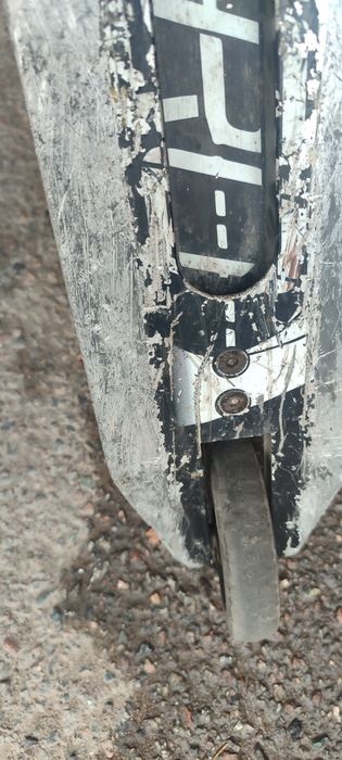 Трюковой самокат longvey metro