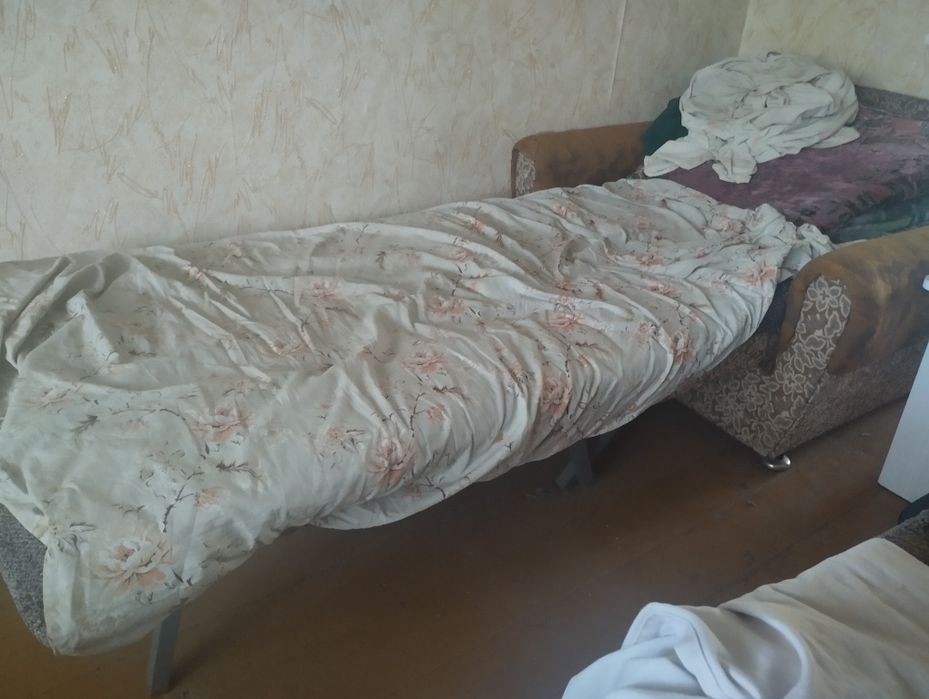 Форма и кресло кровать