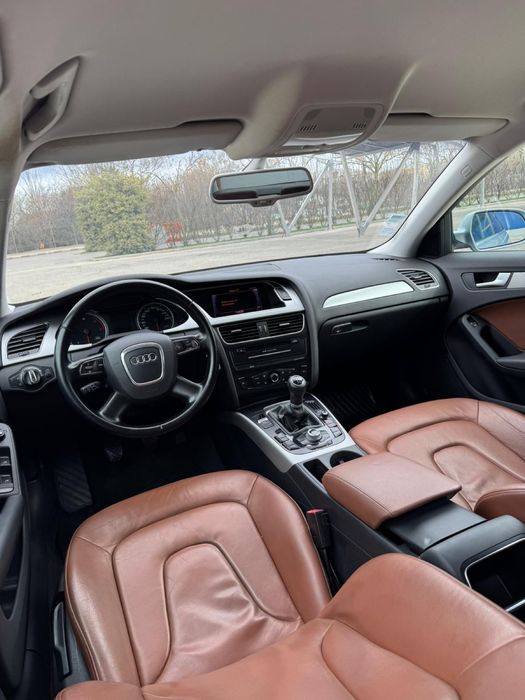 Audi A4 B8 2012 2.0 143cp/km reali(facturi invludiv distributie) fara daune