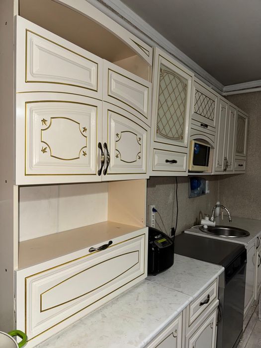 Кухонный гарнитур.