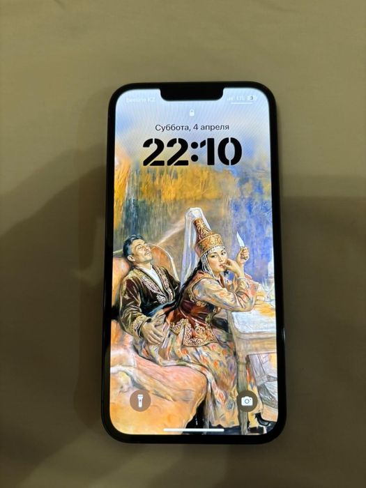 Продам 13 про  в отличном состоянии