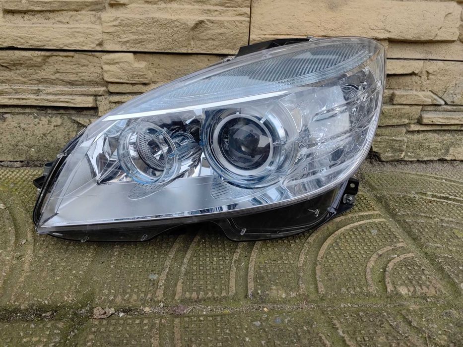 Фар Mercedes W204 C-Classa Bi-Xenon ляв / Фар Мерцедес W204 ксенон НОВ