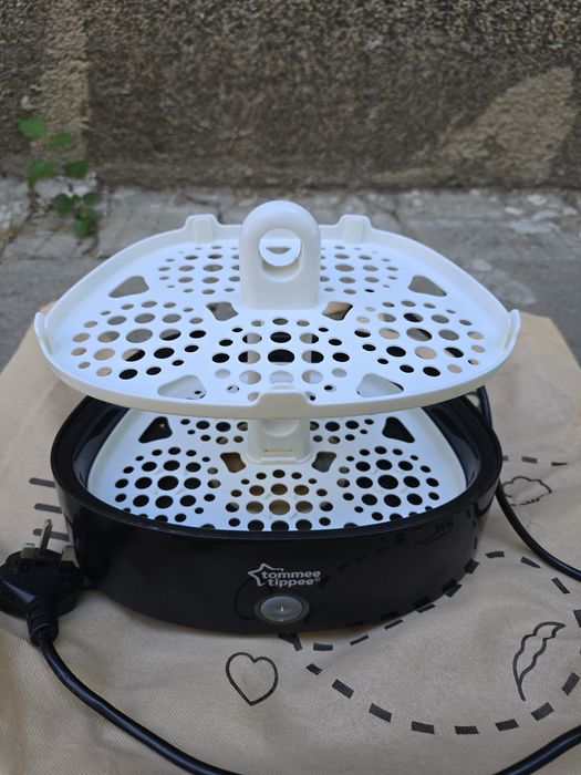 Стерилизатор за бебешки шишета Tommee Tippee