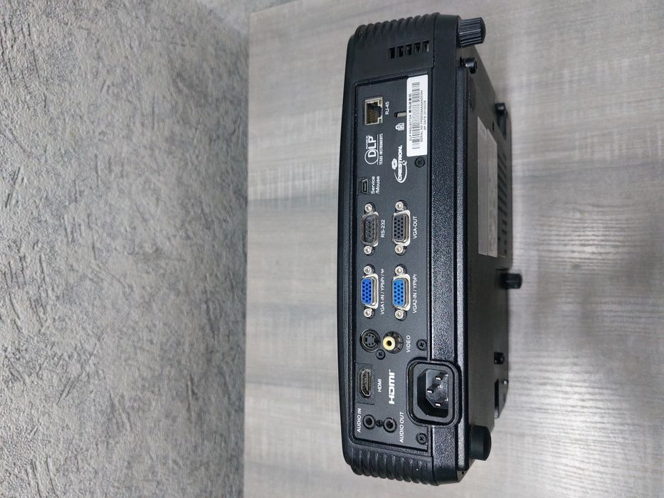 Optoma DX329
Проектор HDMI, USB