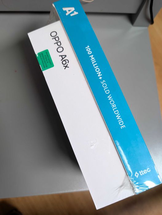 чисто нов смартфон OPPO A6x 4G, 4GB, 128GB, Black Purple