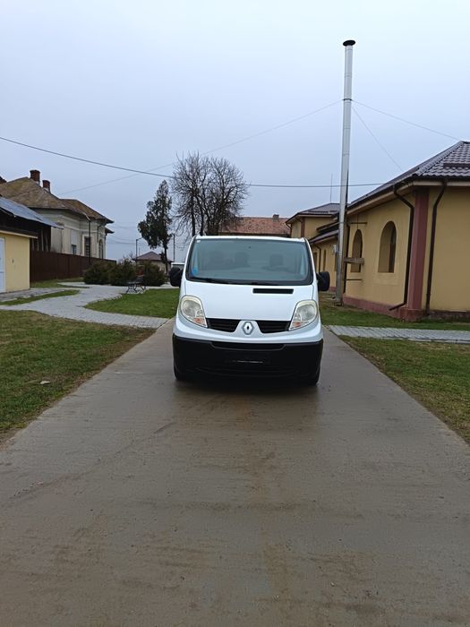 Se vinde Renault Trafic 2012 euro 5 Pasul lung