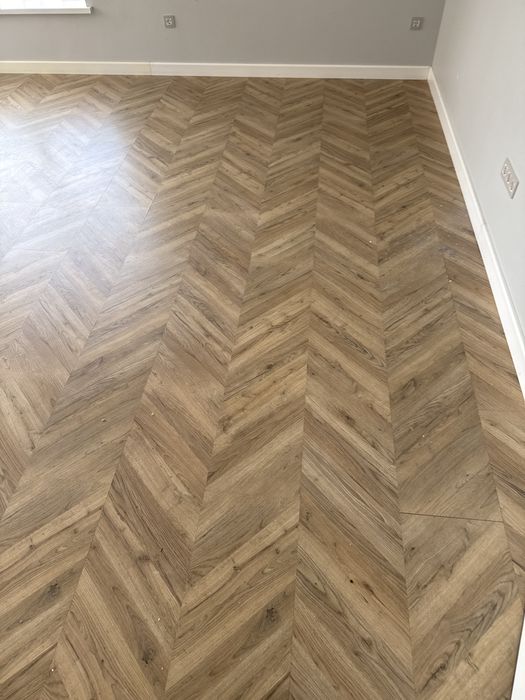 Продам ламинат б/у хорошом состаяние