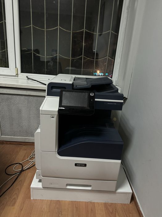 Принтер Xerox C7120