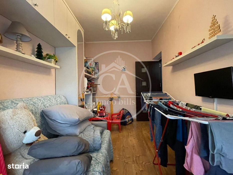 Apartament cu 3 camere de vanzare in zona Decebal, Oradea