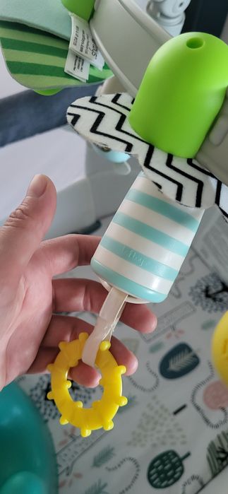 Arcada Taf Toys pentru pătuț