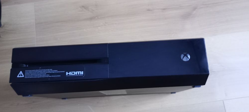 Xbox one 500gb cu multe jocuri