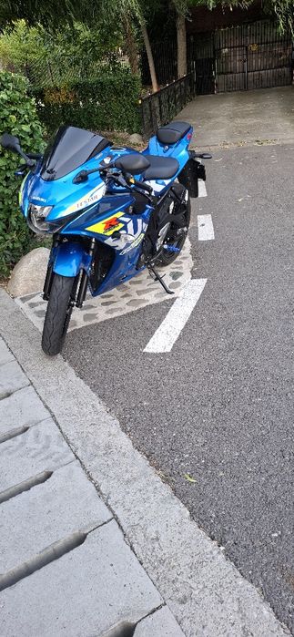 Vând suzuki gsx r125 2024