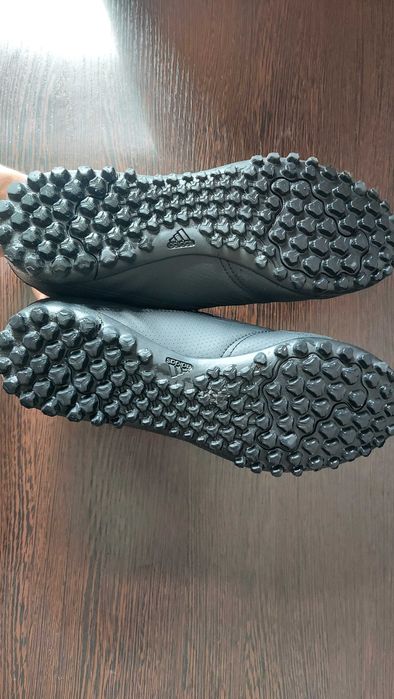 Сороконожки Adidas predator оригиналы