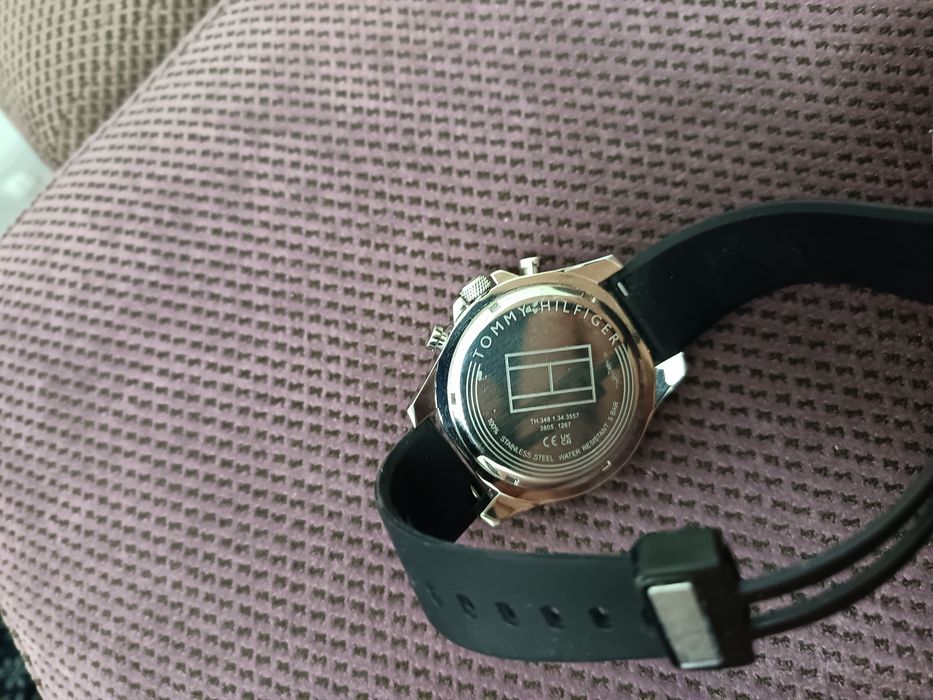 Vind ceas Tommy funcționează impecabil