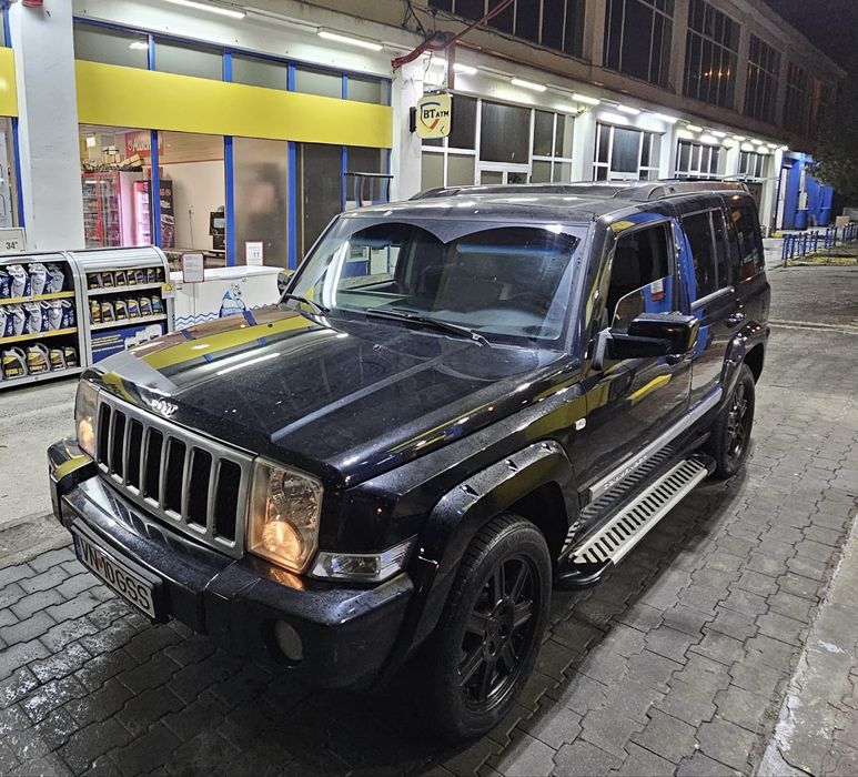 Vând Jeep Commander 3.0 D V6 218 hp