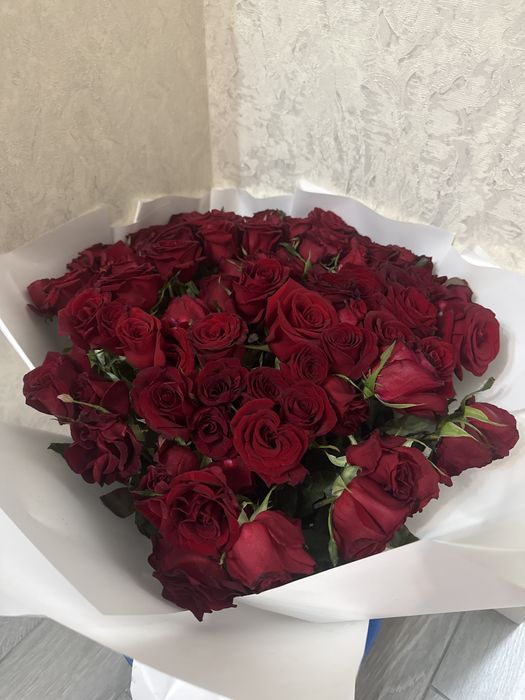 Цветы красный розы