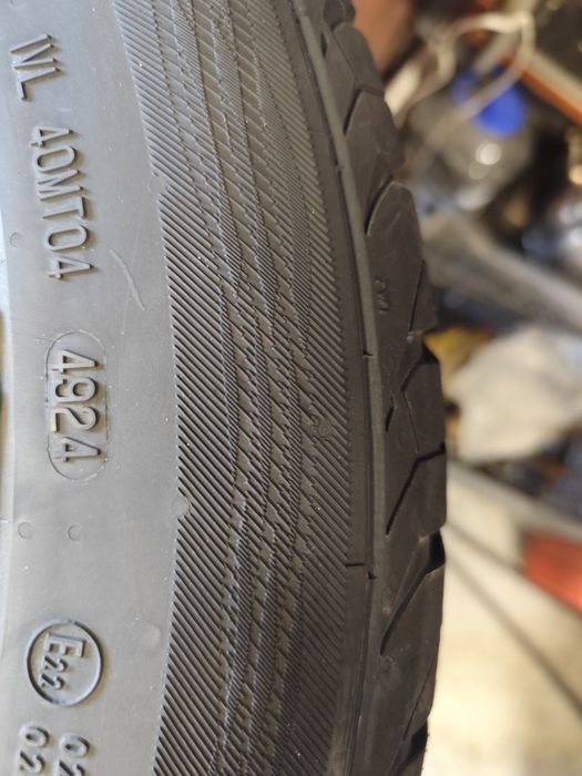Шины 215/55 R17 комплект
